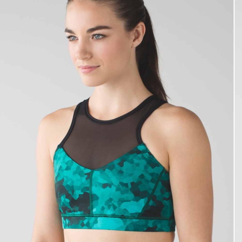 🦎Lululemon Meshed Up Bra